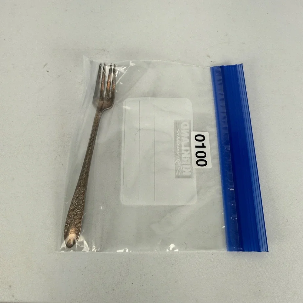 1937 National Silver Co. A1 Rose and Leaf Pattern Silverplate Fork